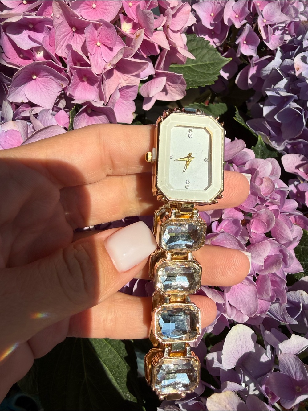Elegant Gold Crystal Bracelet Watch | Sparkle Statement Women’s Watch